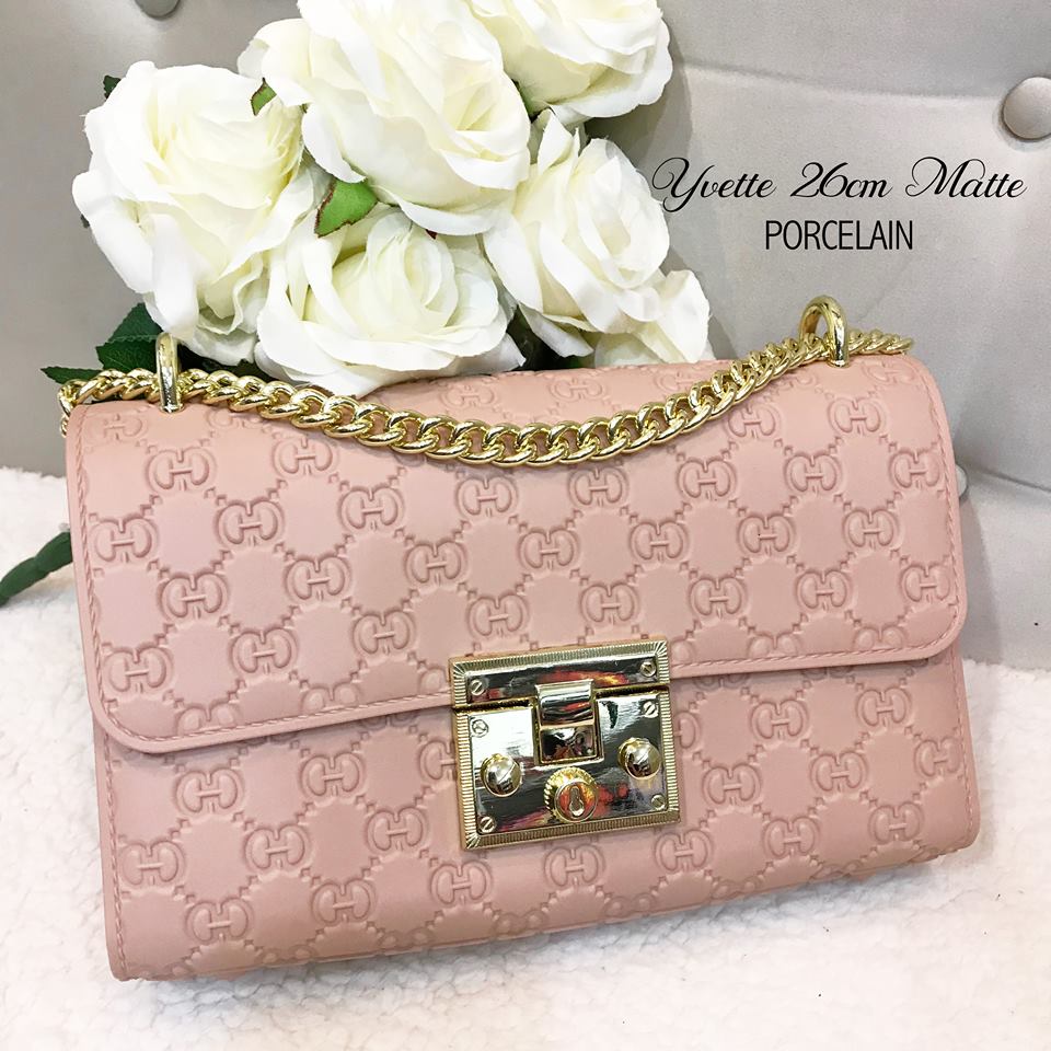 Yvette Sling Bag in Porcelain